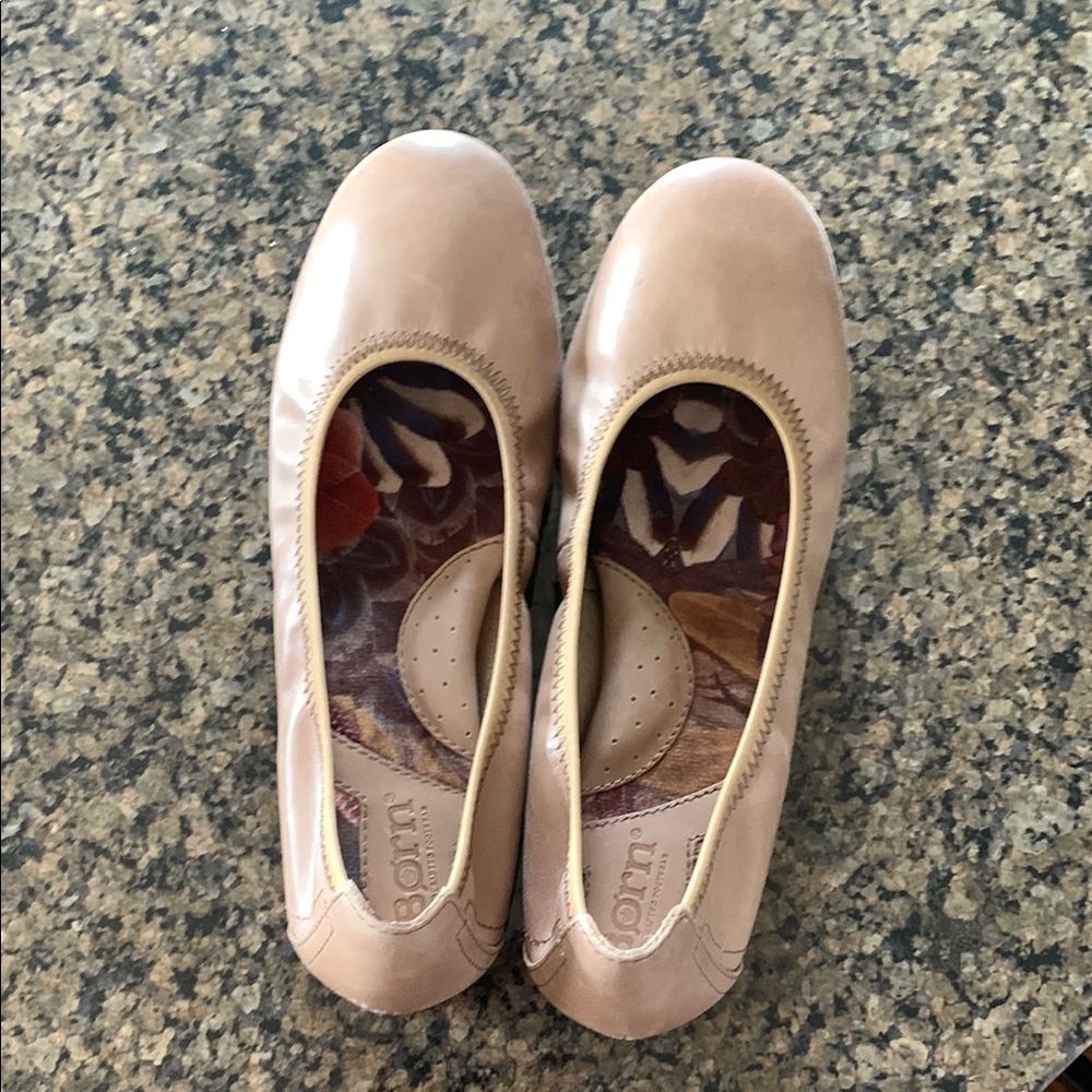 Born Tan Ballet Flats size 6